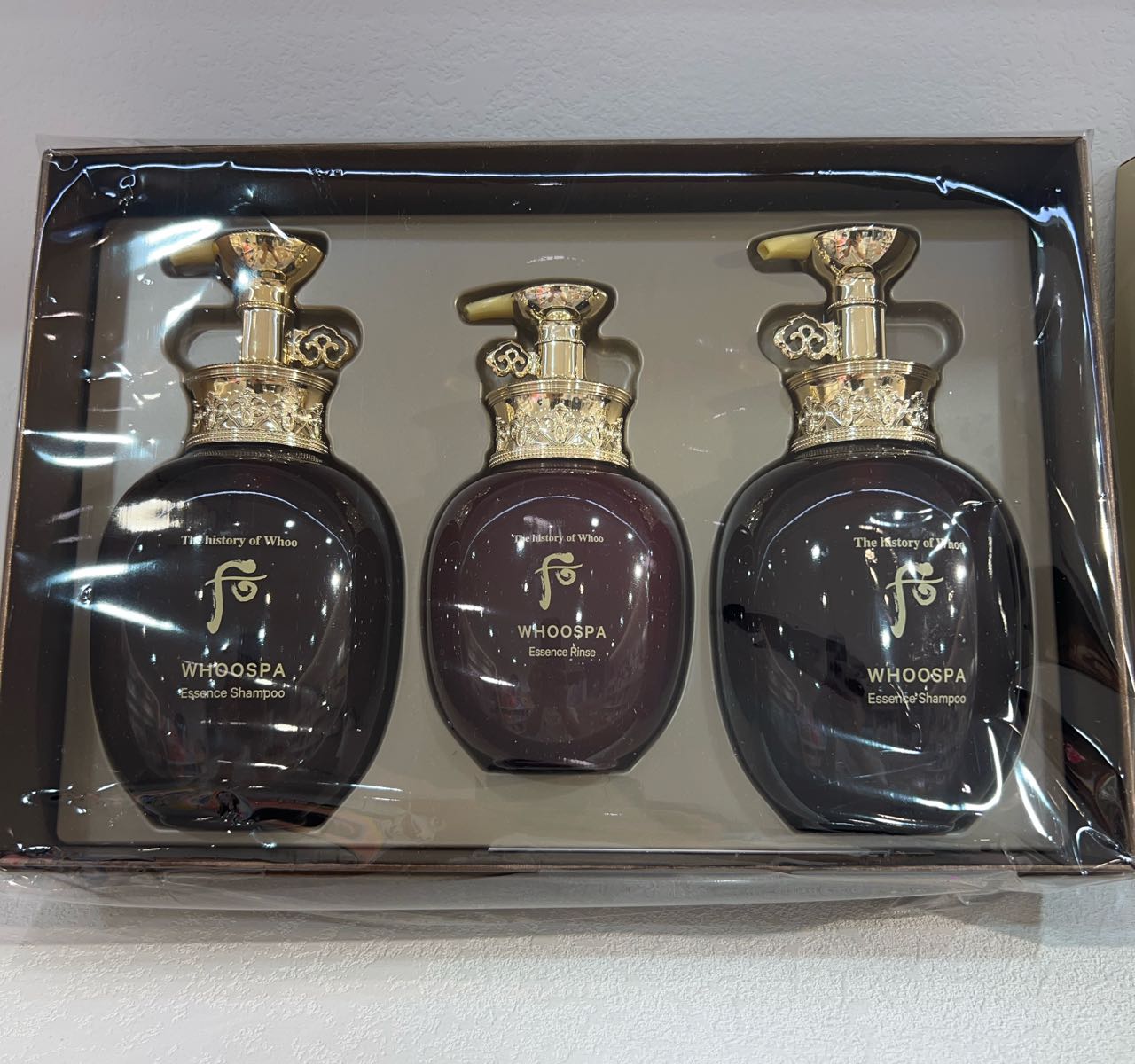 The History of Whoo WhooSPA Royal Elegance Shampoo & Rinse Special Set